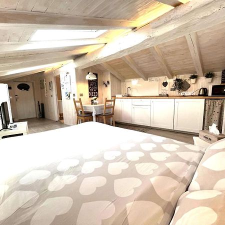 Il Piccolo Loft Nel Cuore Antico Di Aosta - You & Me Case Vacanza Buitenkant foto